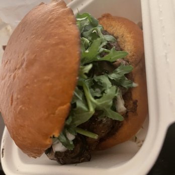 Pono Burger - Posh - Burgers Near Me - Santa Monica, California Pono Burger - Posh - Burgers Near Me - Santa Monica, California