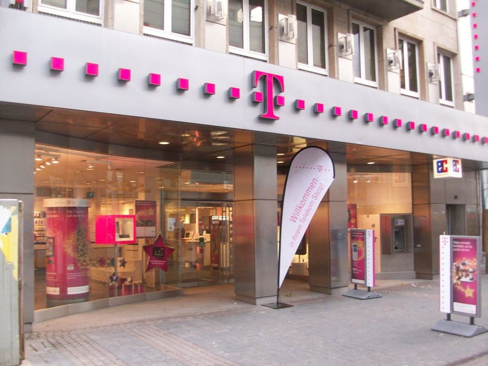 Telekom Shop Internet Service Providers Schildergasse 84 Neumarkt Viertel Koln Nordrhein Westfalen Germany Phone Number Yelp