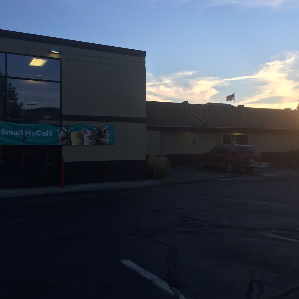 McDonald's - the sun setting in the background - Fast Food Near Me - Klamath Falls, Oregon McDonald's - the sun setting in the background - Fast Food Near Me - Klamath Falls, Oregon