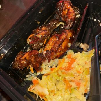 Naomi's Island Cafe - Caribbean Near Me - Las Vegas, Nevada