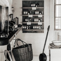 Cachet Home Market