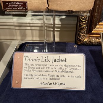 Titanic Museum Attraction - Titanic Life Jacket - Museums Near Me - Pigeon Forge, Tennessee Titanic Museum Attraction - Titanic Life Jacket - Museums Near Me - Pigeon Forge, Tennessee