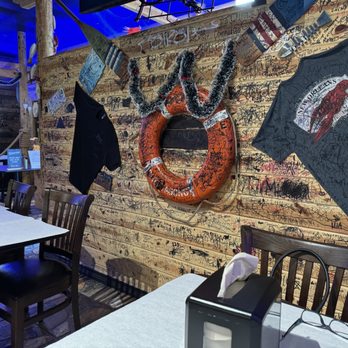 Juicy Crawfish & Seafood - Cajun/Creole Near Me - College Station, Texas