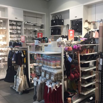 H&M - Accessories sale before Christmas - Men's Clothing Near Me - Pineville, North Carolina