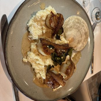 Brasa - Scallops with grits - Argentine Near Me - Ocean City, Maryland