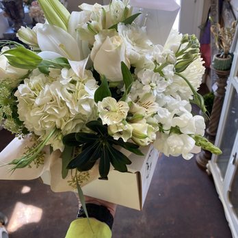 Bella Fiore - Flowers - Florists Near Me - Fair Oaks, California