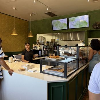 La Rue Doughnut - Bakeries Near Me - Dallas, Texas La Rue Doughnut - Bakeries Near Me - Dallas, Texas