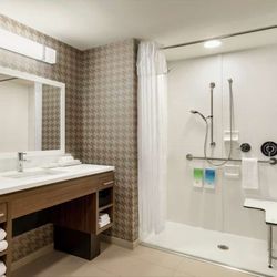 Home2 Suites by Hilton Statesboro - Guest room bath