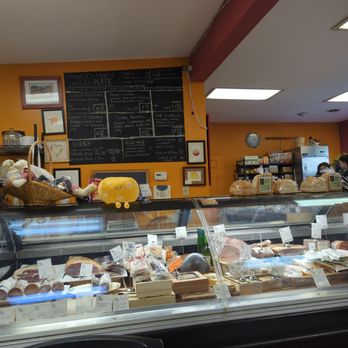 The Cheese Traveler - Cheese Shops Near Me - Albany, New York