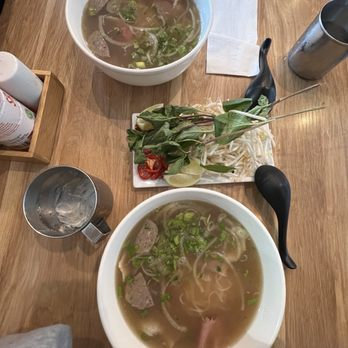 Lotus & Light - Vietnamese Near Me - Burbank, California