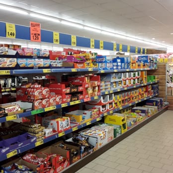 LiDL - Ssehr schön breite Gänge mit viel Platz! - Grocery Near Me - Berlin, BE LiDL - Ssehr schön breite Gänge mit viel Platz! - Grocery Near Me - Berlin, BE