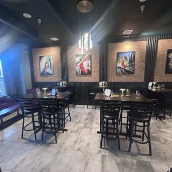 The Crazy Cork Wine Bar - Wine Bars Near Me - Oviedo, Florida