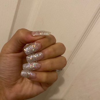OK Spa Nails - My nails after a little over a week. Still looking beautiful - Nail Salons Near Me - El Monte, California