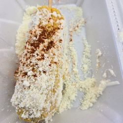Micholandia - Regular elote with chilli