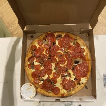 Five Points Pizza - Pepperoni and mushroom pizza - Italian Near Me - Nashville, Tennessee Five Points Pizza - Pepperoni and mushroom pizza - Italian Near Me - Nashville, Tennessee