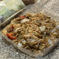16. Pad Kee Mao