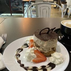 Cafe Blanc - Tiramisu & PSL