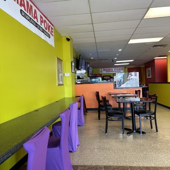 Mama Poke - Dining area - Poke Near Me - Colorado Springs, Colorado