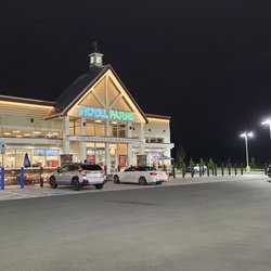 Royal Farms - Royal Farms exterior