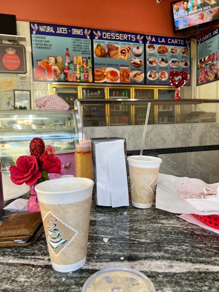 Paloma Blanca Cafe