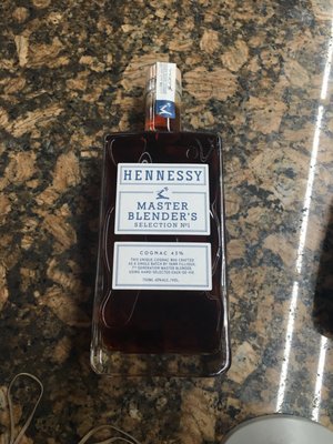 Two Star Market by null