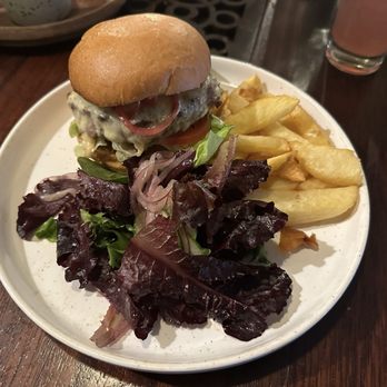 Stravaigin - Beef Short Rib Burger - Scottish Near Me - Glasgow, GLG