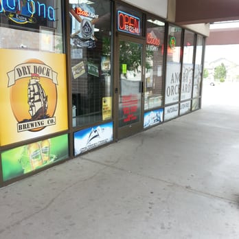Hampden Crossing Liquor - the outside of a liquor store - Beer, Wine & Spirits Near Me - Aurora, Colorado Hampden Crossing Liquor - the outside of a liquor store - Beer, Wine & Spirits Near Me - Aurora, Colorado