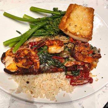 The Rouxpour - Redfish entree - Cajun/Creole Near Me - Houston, Texas