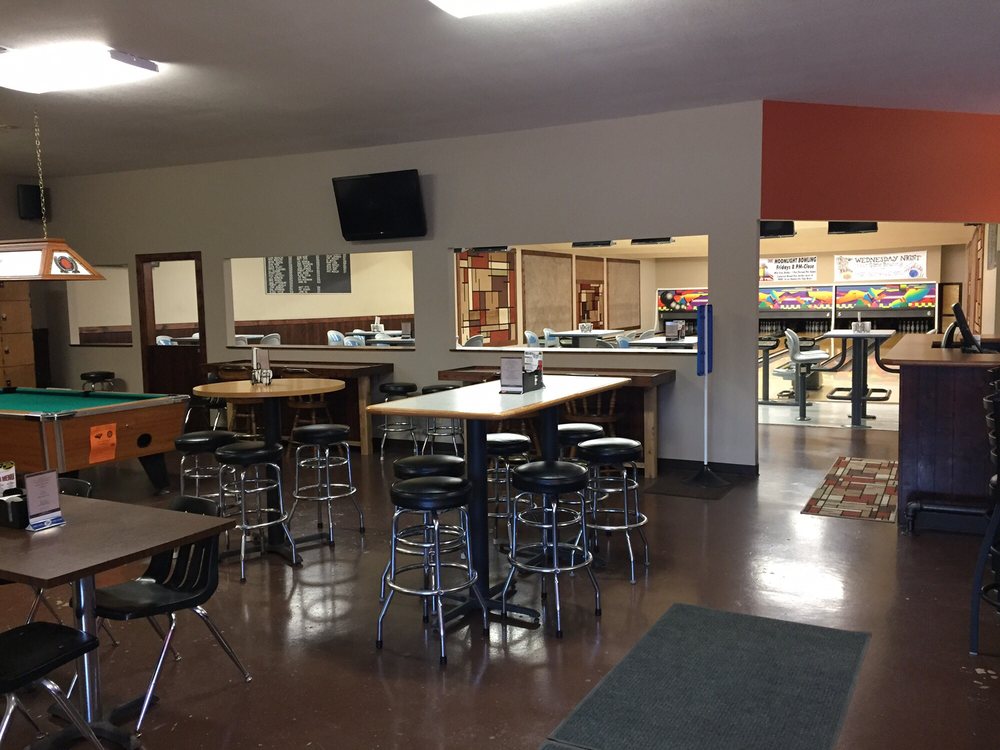 DOUBLE TAP BOWLING & SPORTS BAR Updated September 2024 508 2nd Ave