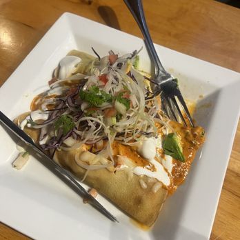 Fogon Contemporanean Kitchen - Mexican Near Me - Matteson, Illinois