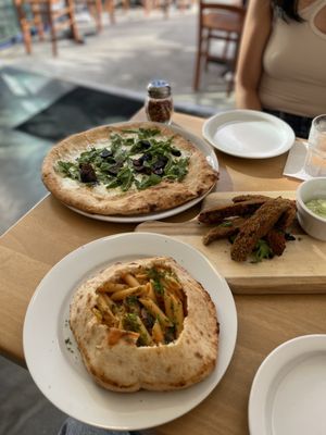 Ugo Trattoria by null