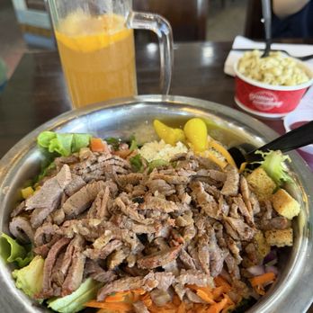 So Cal Grilling Company - Tri tip salad was huge and the meat was so tender and flavorful!  This could feed a whole family. - Barbeque Near Me - Bakersfield, California