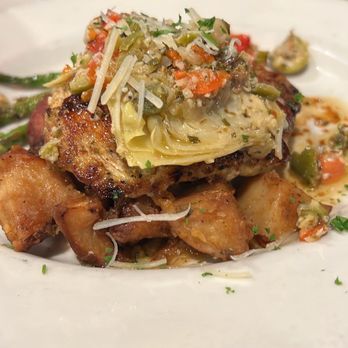 Crave - Chicken Venezia - Cajun/Creole Near Me - Meraux, Louisiana Crave - Chicken Venezia - Cajun/Creole Near Me - Meraux, Louisiana