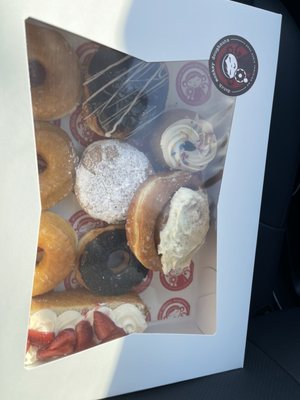 Dutch Monkey Doughnuts by null