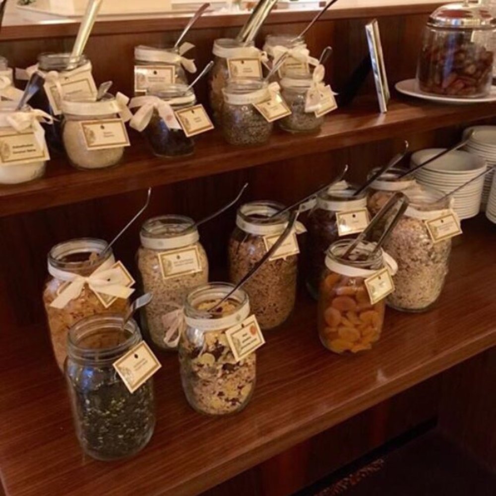 Hotel Kaiserhof - All the grains you could ever want - Hotels Near Me - Vienna, 9