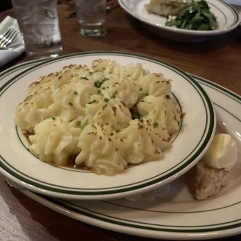 Bog & Barley - Beef Shepherd's Pie - Irish Near Me - Memphis, Tennessee
