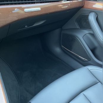 Audi Burlington - This is how I returned the filthy loaner I was given. - Car Dealers Near Me - Burlington, Massachusetts