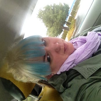 HairMasters - Blonde with bangs - Hair Salons Near Me - Lake Stevens, Washington HairMasters - Blonde with bangs - Hair Salons Near Me - Lake Stevens, Washington