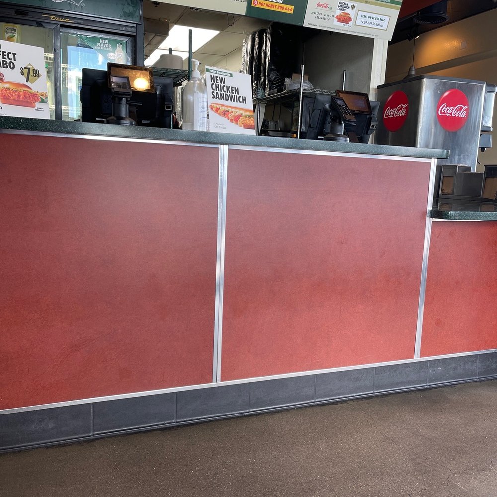 Wingstop - No one in the front desk - Chicken Wings Near Me - Hesperia, California Wingstop - No one in the front desk - Chicken Wings Near Me - Hesperia, California