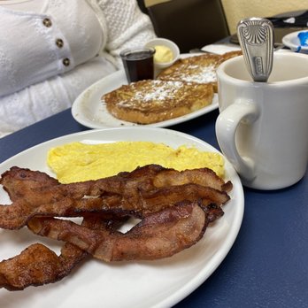 Flo's Country Cafe - Bacon, French Toast and eggs.. - American Near Me - Cherry Valley, California