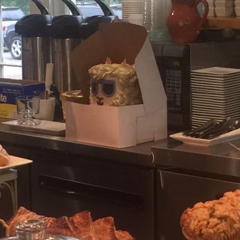 Casa Costa Bake Shop - Great cake - Bakeries Near Me - Leander, Texas