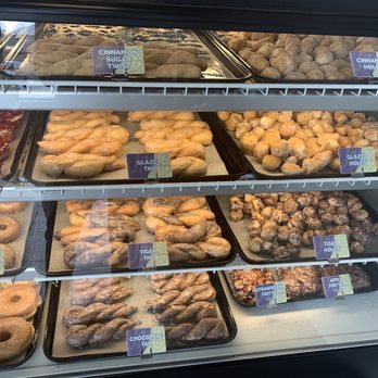 Jack's Donuts American Fork - Case - Donuts Near Me - American Fork, Utah