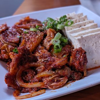 CHI CHI - Updated December 2025 - 413 Photos & 431 Reviews - 610 S