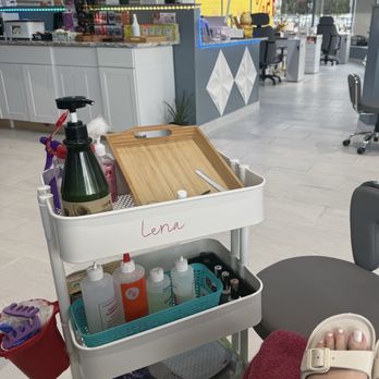 Bling Nails & Spa - Amazing pedicure and massage with Lena! - Nail Salons Near Me - Ferndale, Michigan