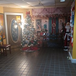 Sazon - Entrance Christmas Decorations in Sazon.