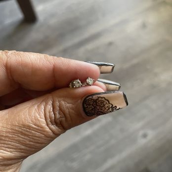 Fast Fix - My diamond earrings that I purchased from them - Jewelry Near Me - Valencia, California Fast Fix - My diamond earrings that I purchased from them - Jewelry Near Me - Valencia, California
