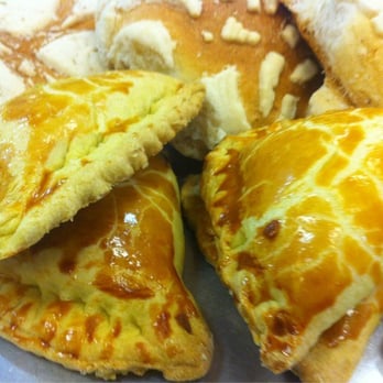 El Bolillo Bakery - Empanadas de Piña - Bakeries Near Me - Houston, Texas