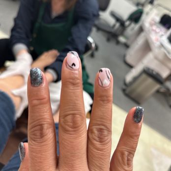 Lele's Nails & Spa - Nail Salons Near Me - Poway, California