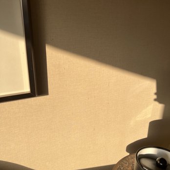 Hyatt Regency Milwaukee - Stained walls - Hotels Near Me - Milwaukee, Wisconsin
