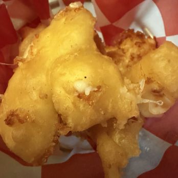 Fork & Dagger Ale Haus - Hand breaded cheesecurds - Seafood Near Me - Kiel, Wisconsin